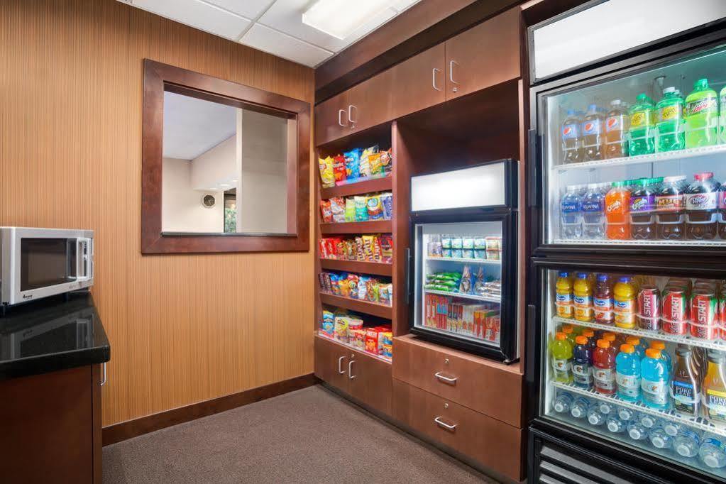 Hotel Fairfield & Minneapolis Bloomington/mall Of America 3*